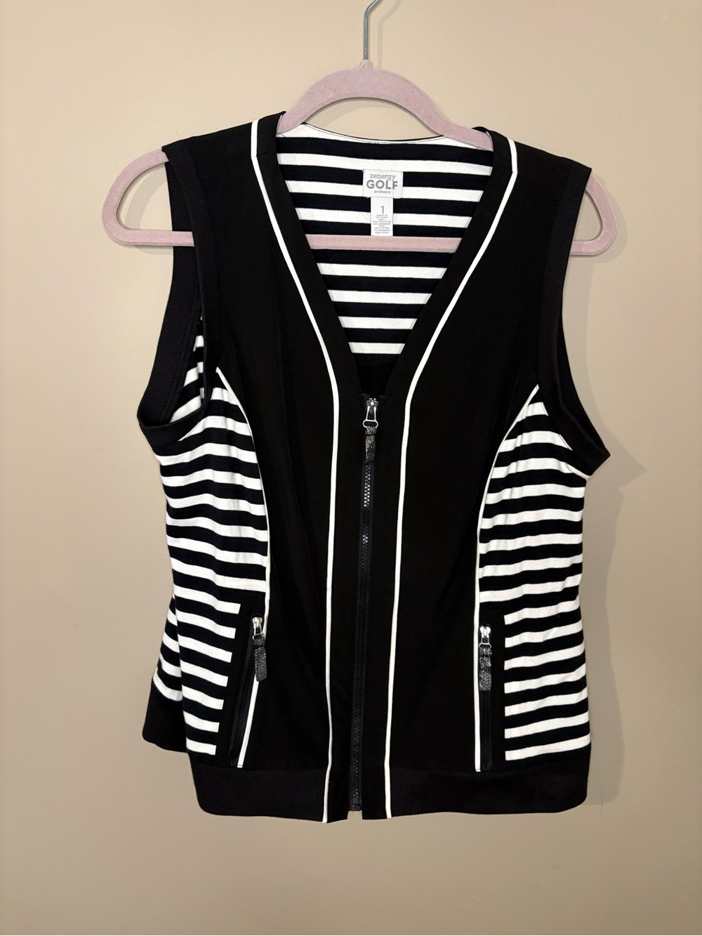 Chico’s Zenergy Women's Sleeveless Golf Vest Size 1 Medium 8 Black White Stripes